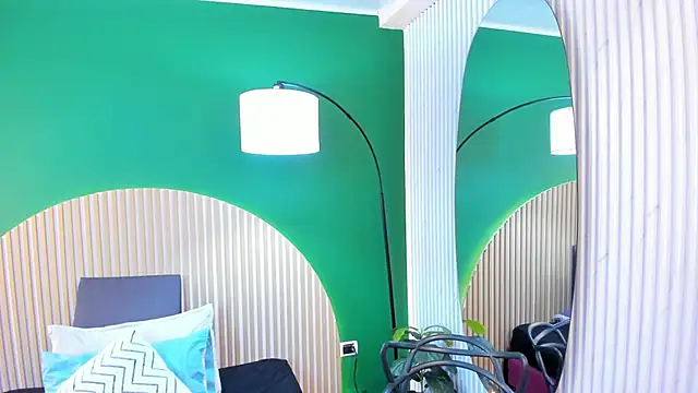 dahianeconnor online show from 05/02/26, 11:37