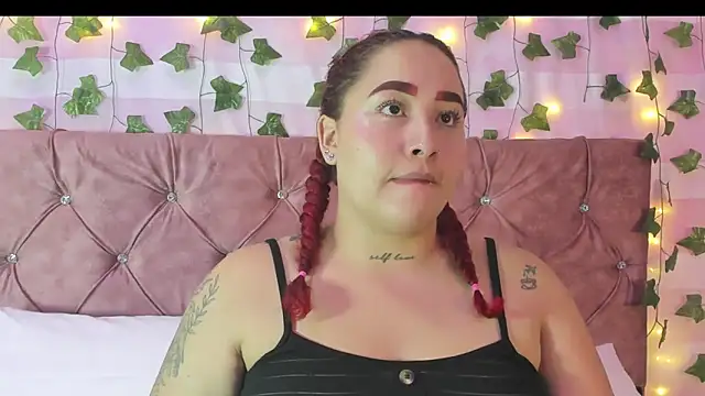 Ayla-marttinez online show from 02/12/26, 01:00