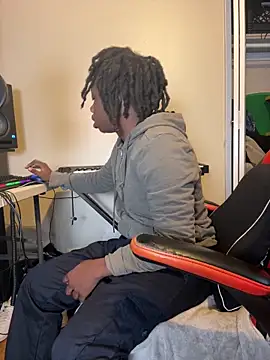 YourLittleBoyfriend online show from 02/25/26, 04:05