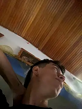 Juan Gomezz26 online show from 01/05/26, 09:40