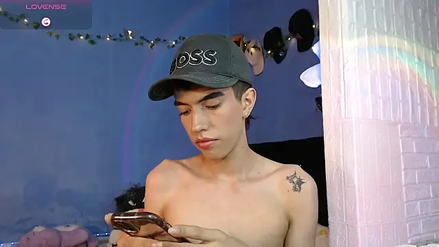Snapshot of Juan_Gomezz26 chatting on 08/05/26, 11:17 Juan Gomezz26 online show from 08/05/26, 11:17