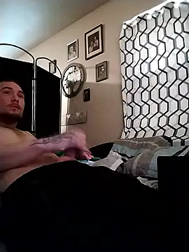 Snapshot of sexywhitedick@xh chatting on 01/12/26, 06:57 sexywhitedickxh online show from 01/12/26, 06:57