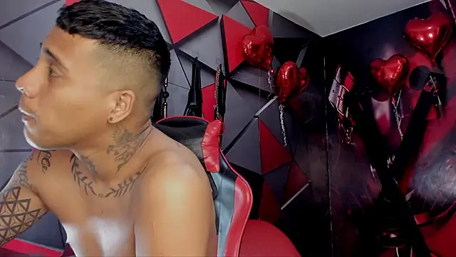 Hot Boys 69 online show from 02/27/26, 12:05