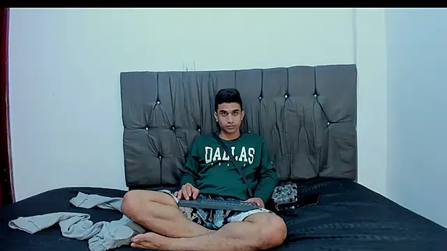 Hot Boys 69 online show from 03/12/26, 11:16