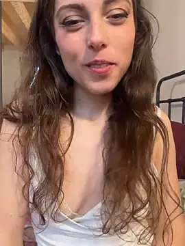 Snapshot of YourSlutQueen chatting on 02/09/26, 10:19 YourSlutQueen online show from 02/09/26, 10:19