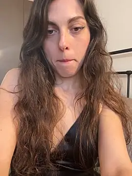 Snapshot of YourSlutQueen chatting on 02/26/26, 10:47 YourSlutQueen online show from 02/26/26, 10:47