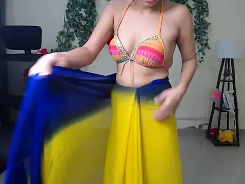 Snapshot of Shy_nivi chatting on 05/23/26, 03:27 Shy nivi online show from 05/23/26, 03:27
