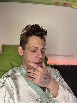 Robbigcum online show from 01/18/26, 09:02