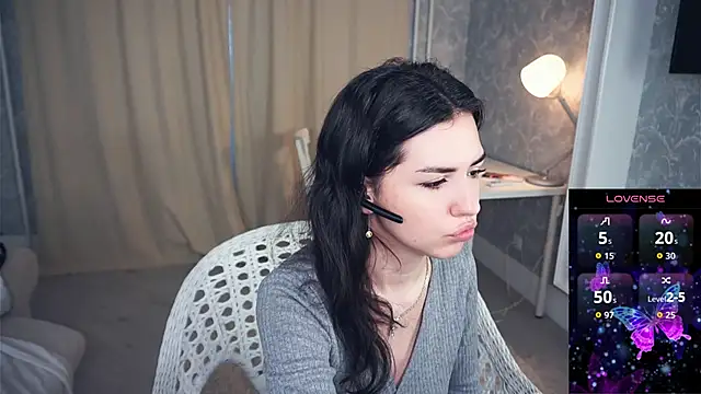 Snapshot of OdetteWitschi chatting on 01/10/26, 06:59 OdetteWitschi online show from 01/10/26, 06:59