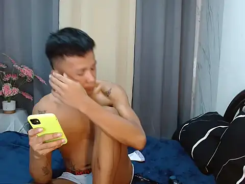 ur twinkKirk6969 online show from 04/08/26, 03:39