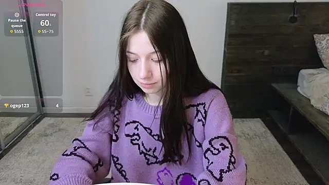 AlicePowells online show from 04/10/26, 11:15