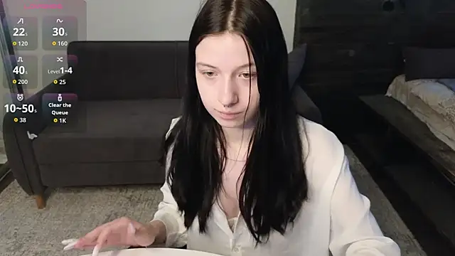 AlicePowells online show from 05/11/26, 07:03