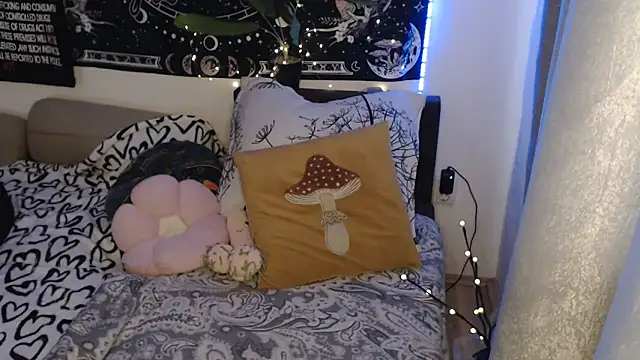 AlienforTwenty online show from 03/31/26, 11:54