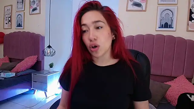 Celestee15  online show from 04/08/26, 11:21