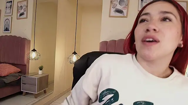 Celestee15  online show from 04/14/26, 11:16