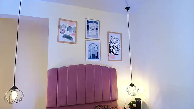 Celestee15  online show from 05/15/26, 11:17