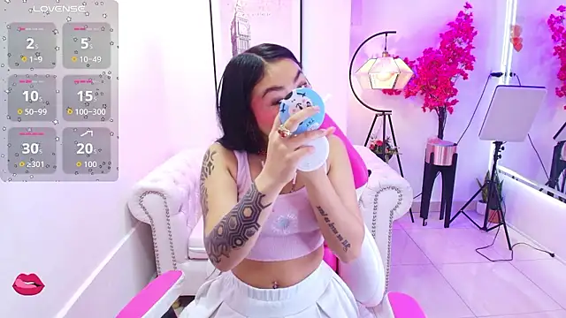 Carolina cherry online show from 02/07/26, 11:58