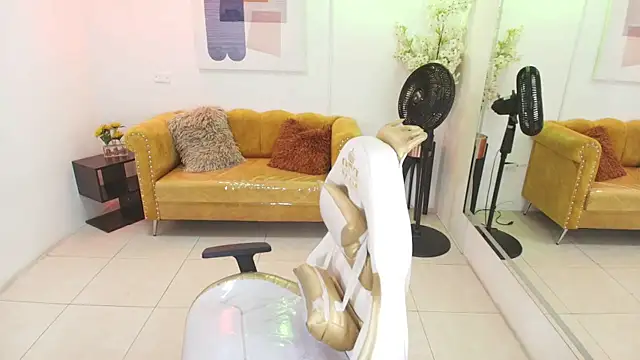 Carolina cherry online show from 04/02/26, 12:36