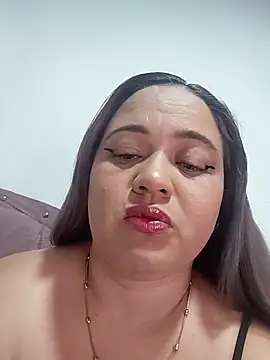 MMia 18 online show from 12/17/25, 12:16