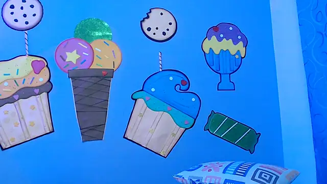 NOVAHOT98 online show from 02/22/26, 07:34