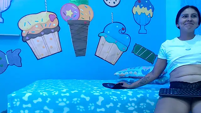 NOVAHOT98 online show from 02/28/26, 07:04