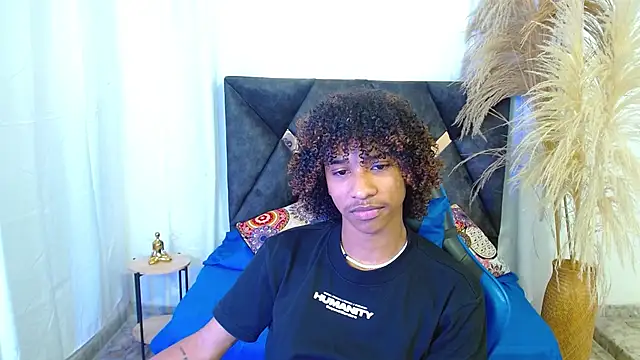 angelll18  online show from 03/16/26, 08:35