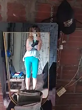 Esterlindez online show from 03/10/26, 07:08