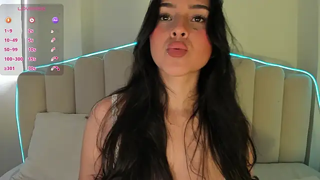 CataVelasco online show from 04/18/26, 08:09