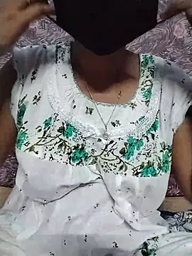 Snapshot of smita_telugu chatting on 05/14/26, 04:25 smita telugu online show from 05/14/26, 04:25