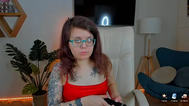 Snapshot of Ariell_Mini chatting on 02/13/26, 07:21 Ariell Mini online show from 02/13/26, 07:21