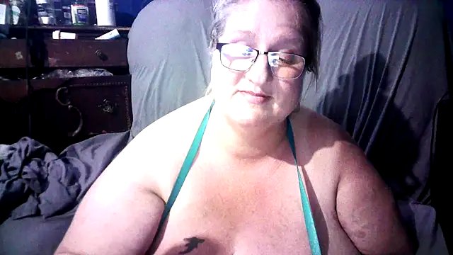 jade-belle online show from 05/27/26, 07:16