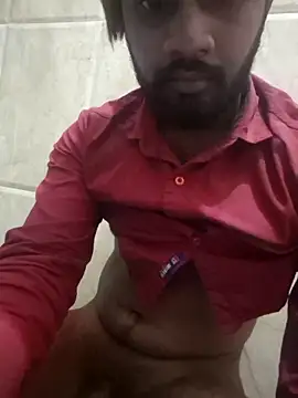 suhxil79 online show from 12/13/25, 08:36