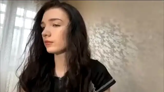 IsabellaWave online show from 03/05/26, 10:55