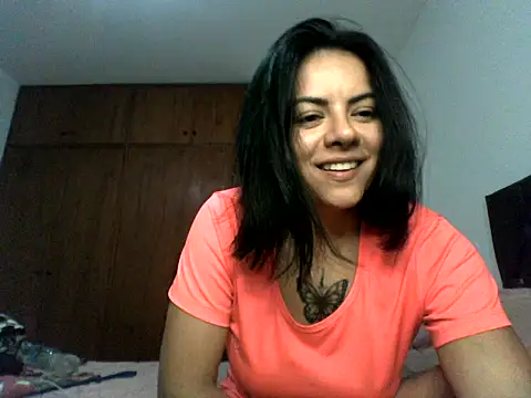 luluclark69 online show from 04/16/26, 02:23