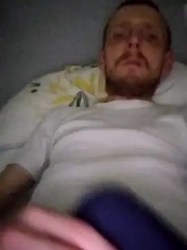 CrookedBunk3527 online show from 12/22/25, 09:45