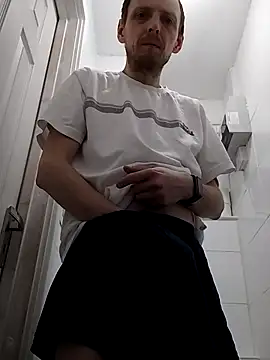 CrookedBunk3527 online show from 04/03/26, 04:43