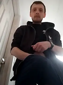 CrookedBunk3527 online show from 04/08/26, 06:19