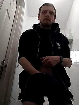 CrookedBunk3527 online show from 04/14/26, 04:57