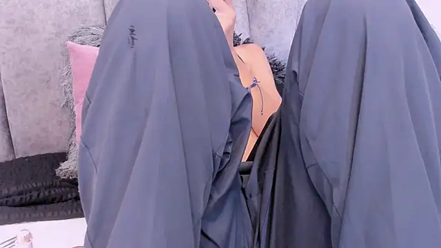 Scarlett Sk online show from 04/10/26, 08:24