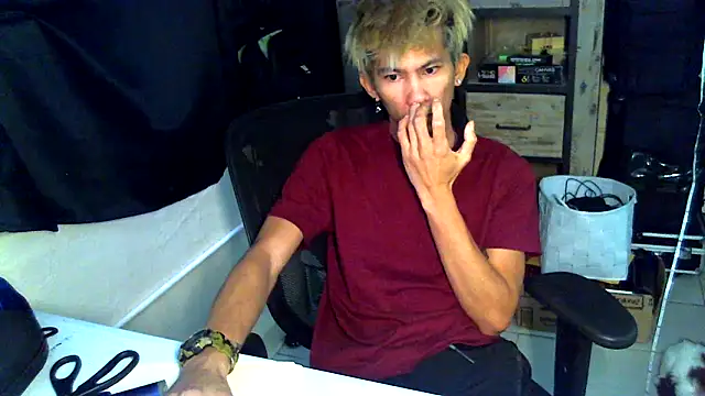 jhaycobXgarcia online show from 03/24/26, 10:37