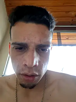 Snapshot of Magrin888 chatting on 12/14/25, 07:40 Magrin888 online show from 12/14/25, 07:40