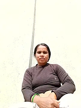 Shreya pandit online show from 01/18/26, 06:28