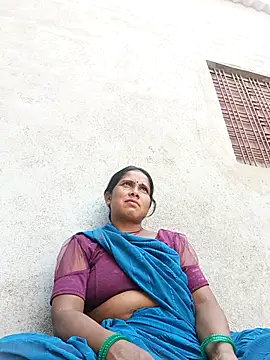 Shreya pandit online show from 03/18/26, 11:35