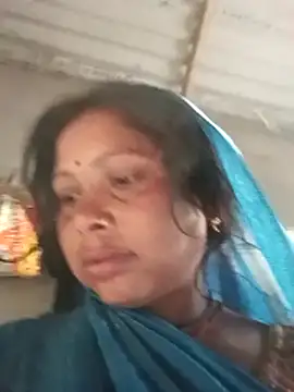 Shreya pandit online show from 04/15/26, 01:01