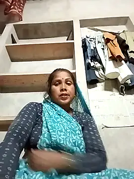 Shreya pandit online show from 04/15/26, 05:09