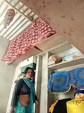 Shreya pandit online show from 04/21/26, 01:42