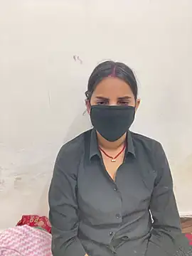 Pooja Love143 online show from 04/10/26, 06:56