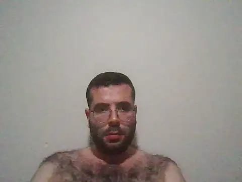 Snapshot of kkadam1 chatting on 05/12/26, 05:43 kkadam1 online show from 05/12/26, 05:43