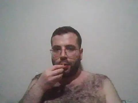 Snapshot of kkadam1 chatting on 05/13/26, 05:21 kkadam1 online show from 05/13/26, 05:21