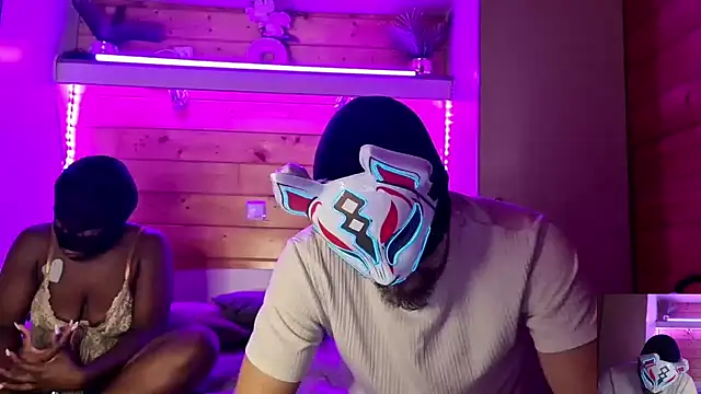 HairyEbonyCoupleliveporn online show from 03/18/26, 12:25